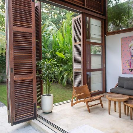 Villa Merbau 길리 아이르 외부 사진